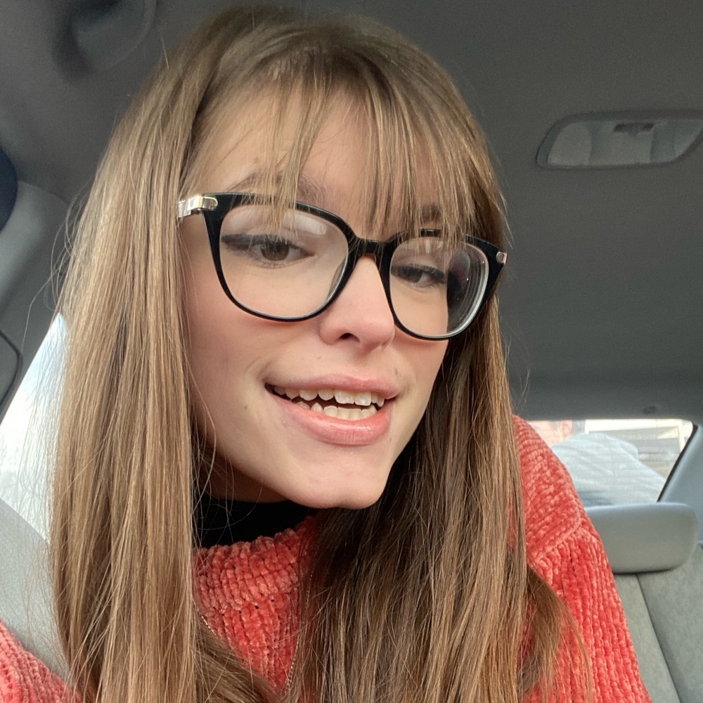 Meet your Posher, Annica